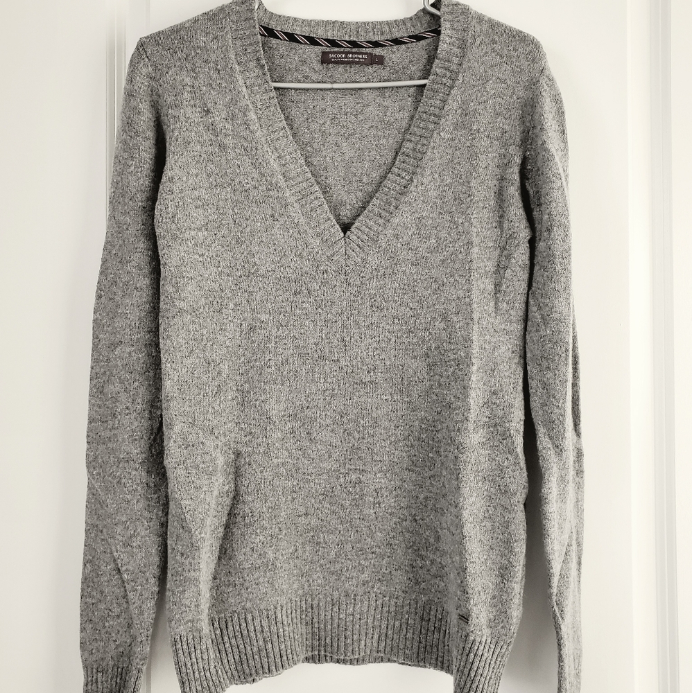 Sacoor Brothers Grey V-neck sweater
